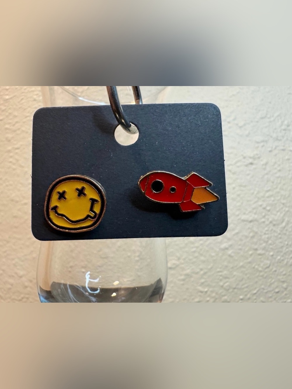 Enamel Pins Retro 90s Nirvana Face Rocket
